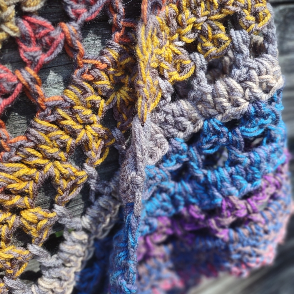 New handmade multi colored crochet triangler scarf/shawl with tassels - Picture 10 of 11